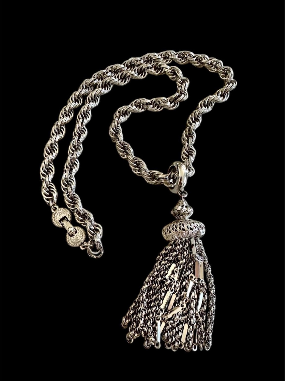 Damita" tassel necklace by Monet